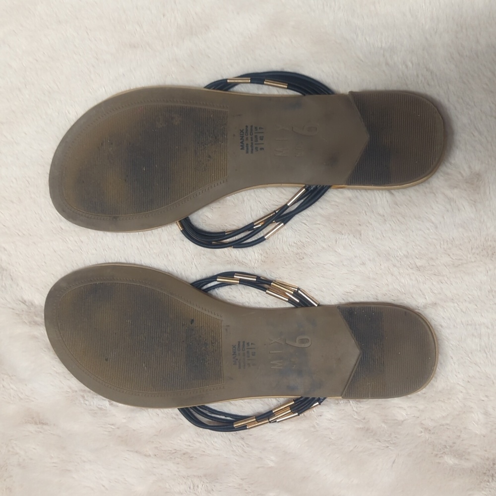 Stylish Beige and Black Sandals - Picture 3 of 5